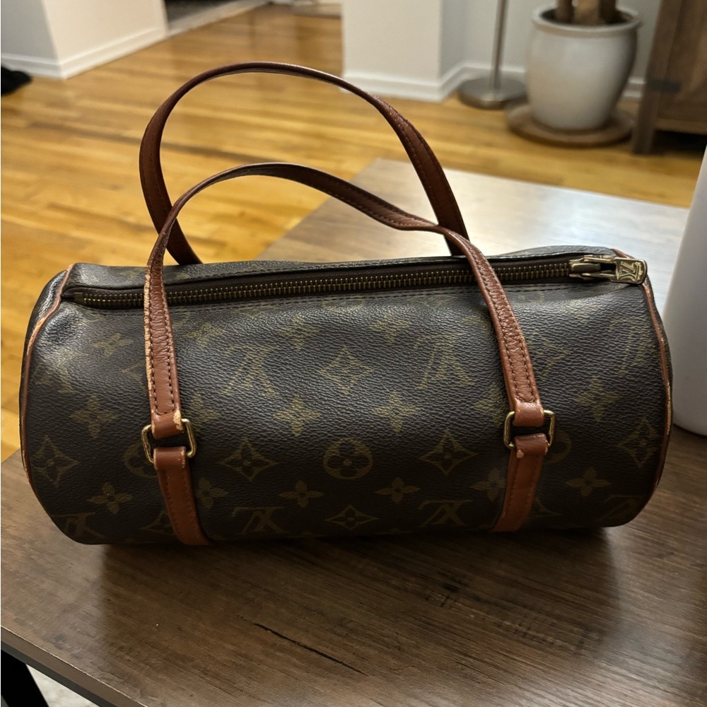 Authentic LOUIS VUITTON Monogram Papillon 30
